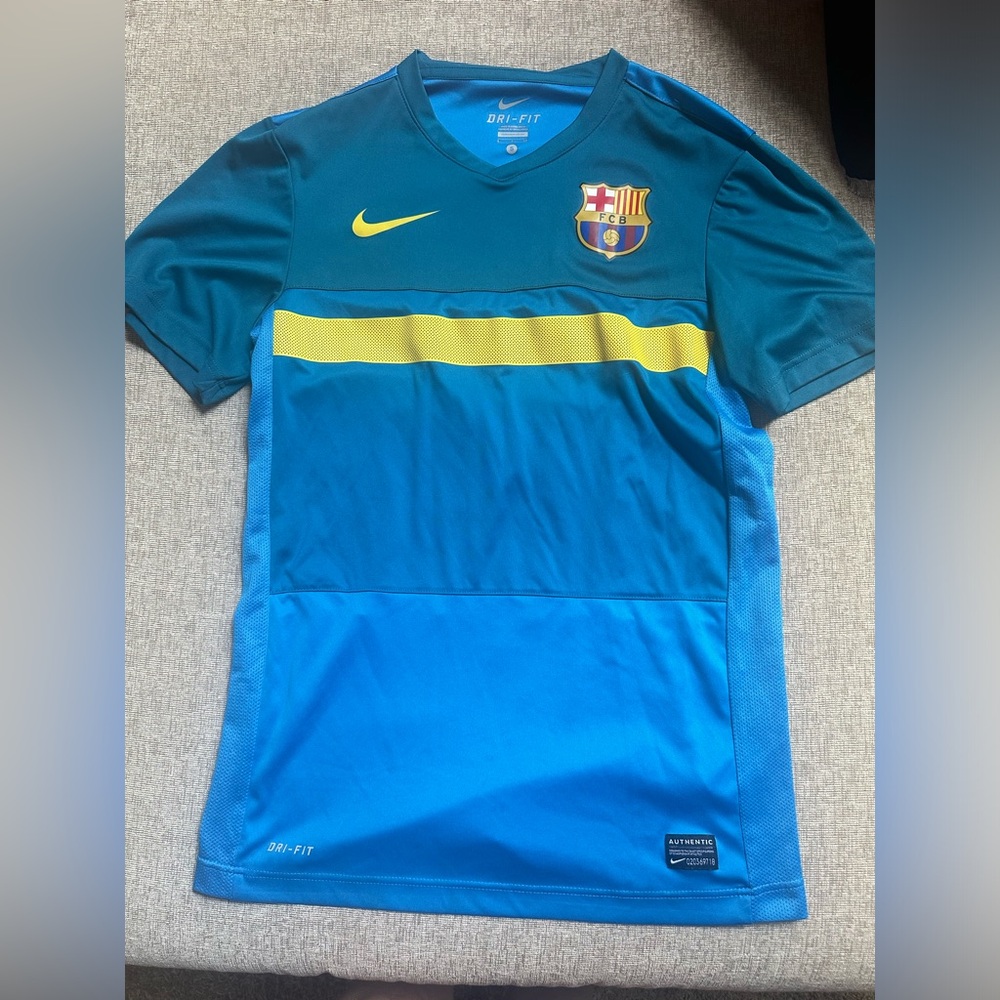 Nike FC Barcelona Football Soccer Authentic Training Jersey Dri-Fit small aqua - Picture 1 of 6